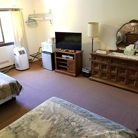 Kancamagus Swift River Inn Albany Room photo